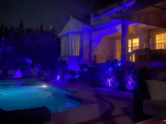 Imagen 24 de 37 - Impresionante villa en el corazón de Calahonda con piscina climatizada y muchos extras