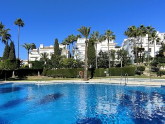 Imagen de la propiedad L173: Beautiful west-facing apartment within walking distance of amenities and 3 communal pools