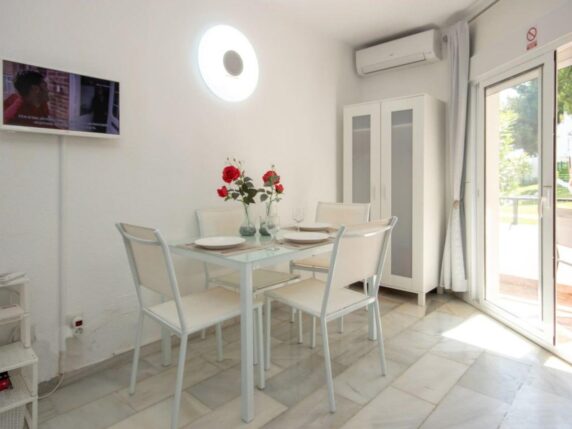 Image 11 of 18 - Lovely ground floor apartment within walking distance of La Cala beach