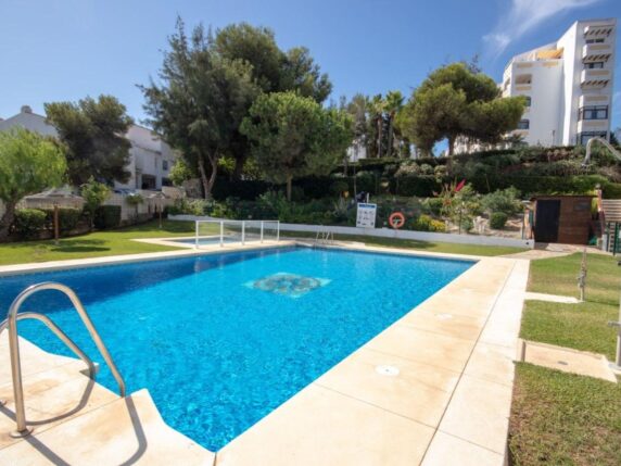 Image 5 of 18 - Lovely ground floor apartment within walking distance of La Cala beach